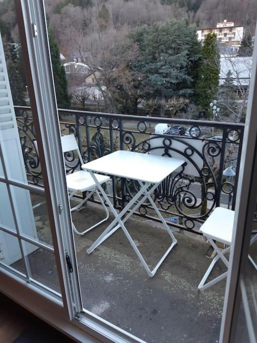 Le Sarciron 82 Apartment Le Mont-Dore Bagian luar foto