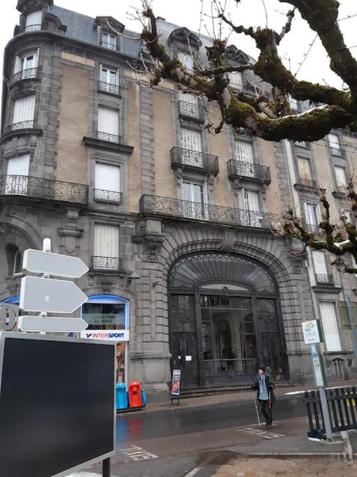 Le Sarciron 82 Apartment Le Mont-Dore Bagian luar foto